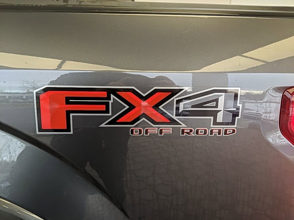 Used 2018 Ford F150 Lariat image 10