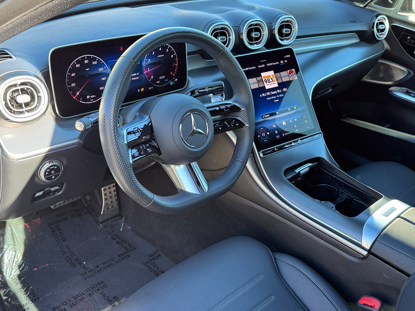 Used 2025 Mercedes-Benz C 300 4MATIC Sedan image 18