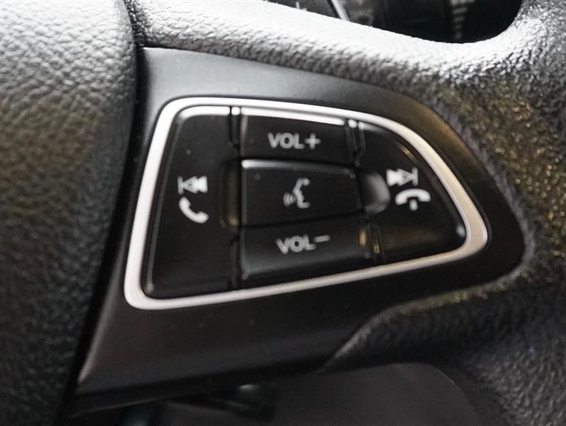 Used 2017 Ford Escape SE AWD/4WD image 15