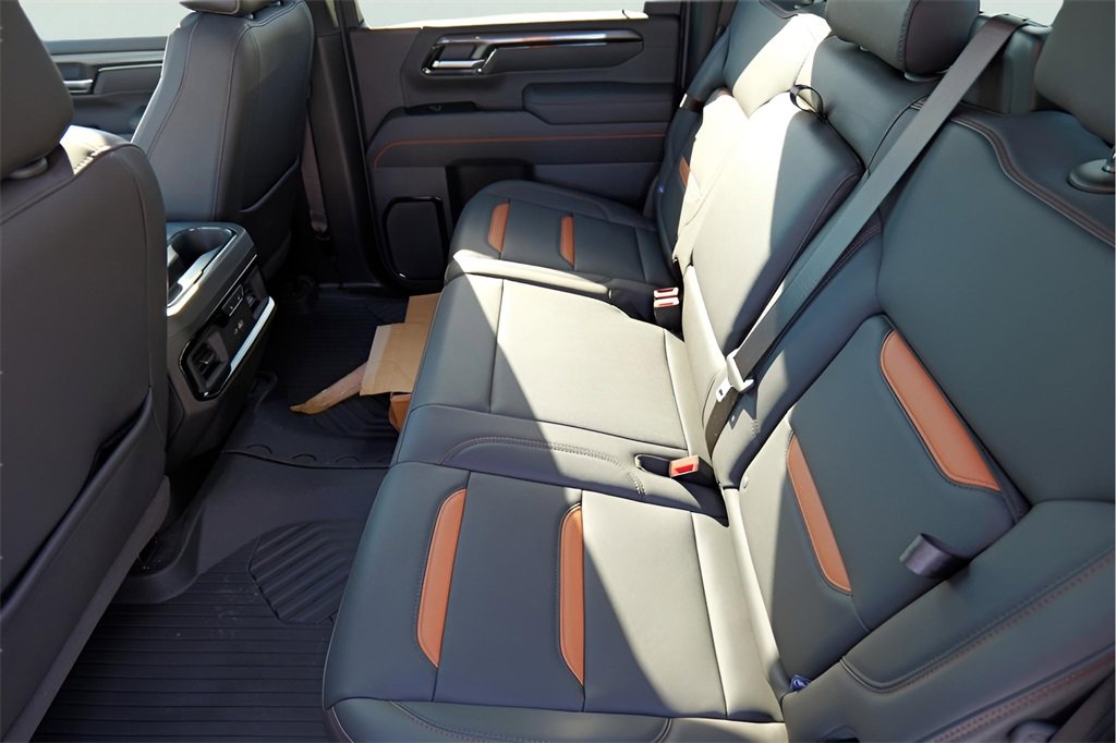 New 2026 GMC Sierra 2500 AT4 w/ AT4 Premium Plus Package image 23