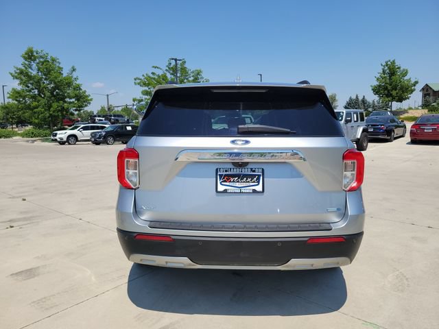 Used 2020 Ford Explorer XLT w/ Equipment Group 202A AWD/4WD image 11