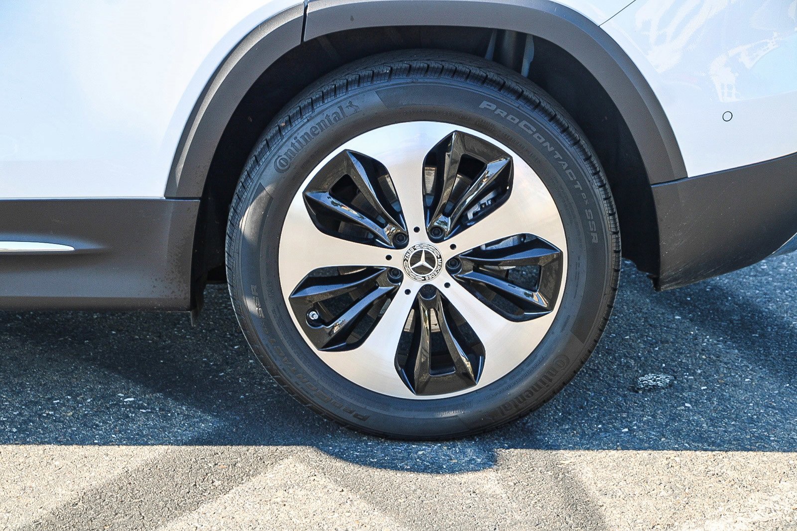 Certified 2025 Mercedes-Benz GLB 250 4MATIC image 10