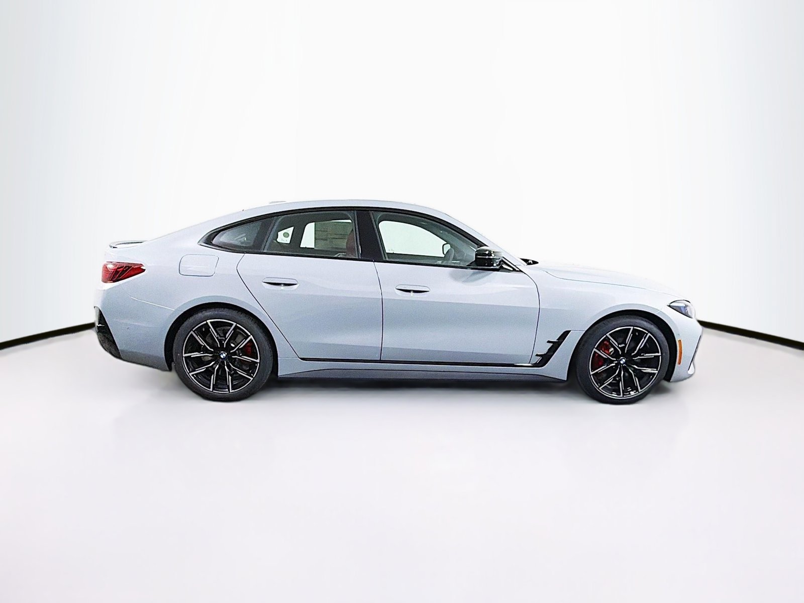 New 2026 BMW 440i xDrive w/ Premium Package AWD/4WD image 8