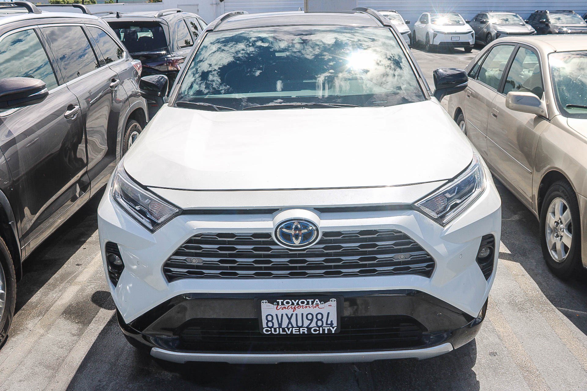 Used 2021 Toyota RAV4 XSE AWD/4WD image 3