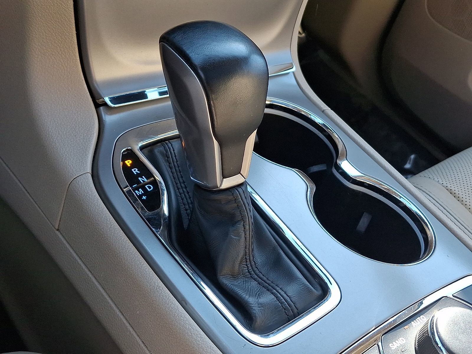 Used 2021 Jeep Grand Cherokee Limited w/ Luxury Group II image 16