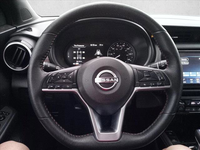 Used 2023 Nissan Kicks SR w/ SR Premium Package FWD image 18