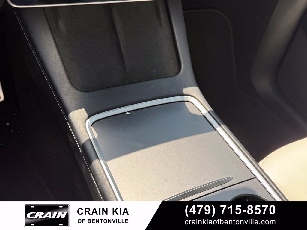 Used 2022 Tesla Model Y Performance AWD/4WD image 16