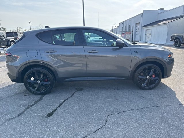 Used 2024 Dodge Hornet R/T image 36