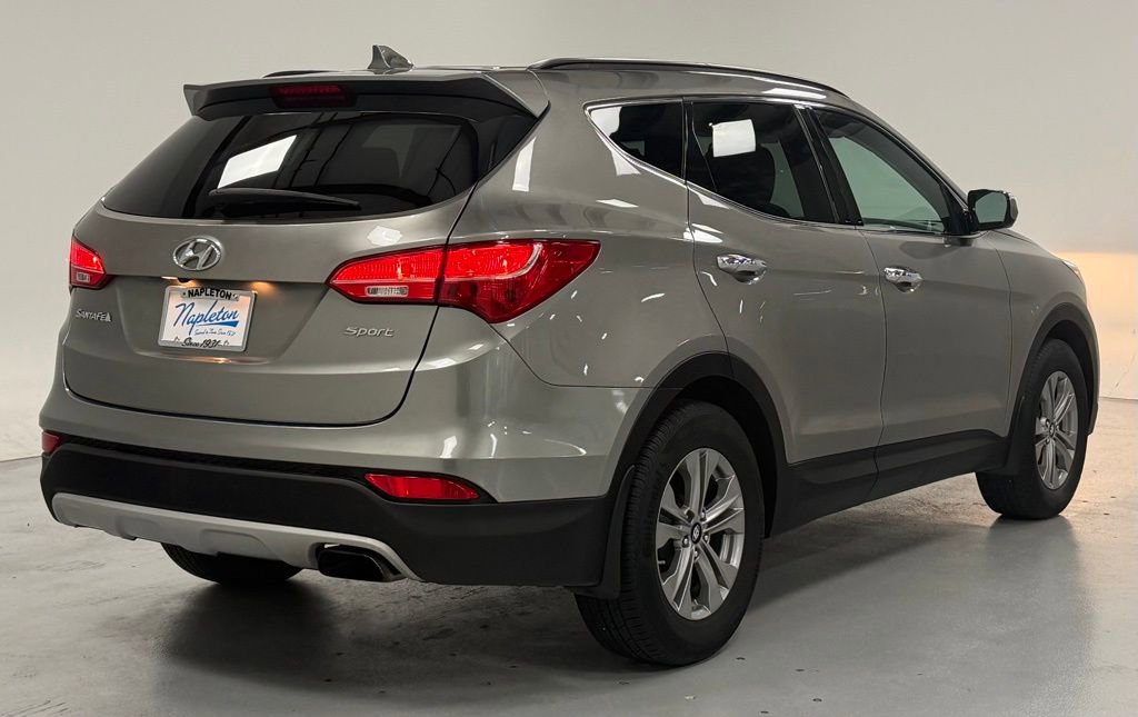 Used 2016 Hyundai Santa Fe Sport w/ Option Group 03 image 4