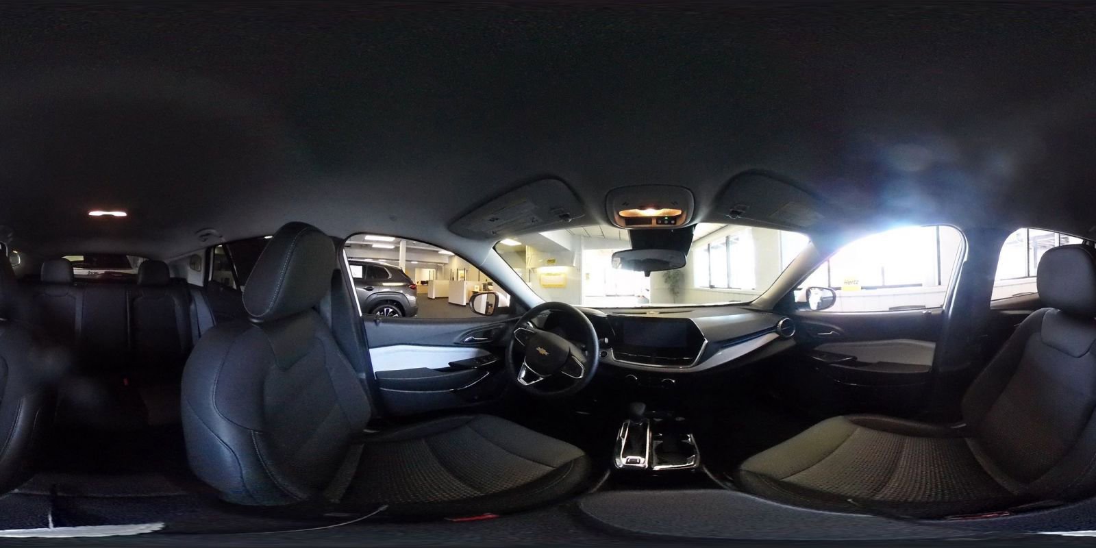 Used 2025 Chevrolet Trax LT FWD image 37