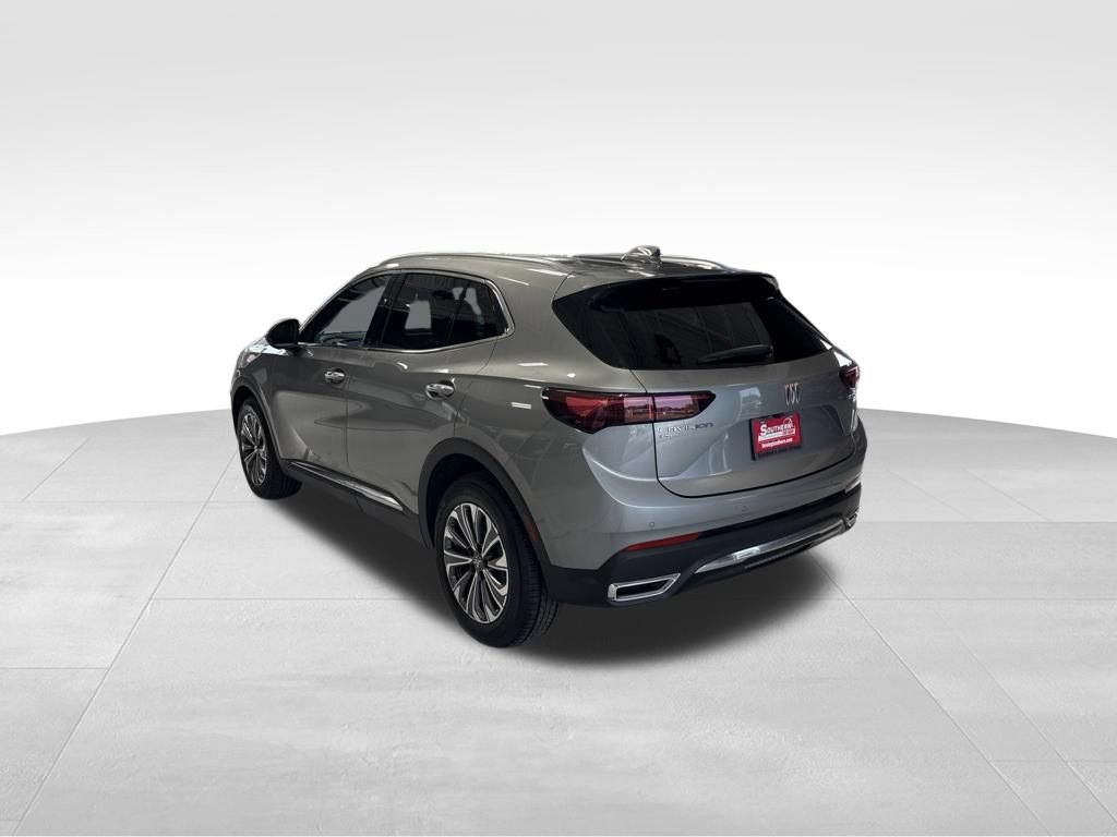 Used 2024 Buick Envision Preferred AWD/4WD image 3