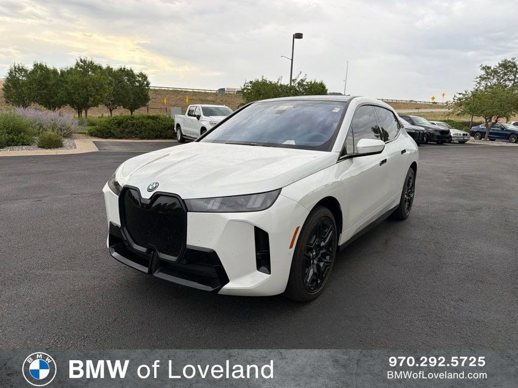 Used 2026 BMW iX xDrive60 w/ M Sport Package AWD/4WD image 1