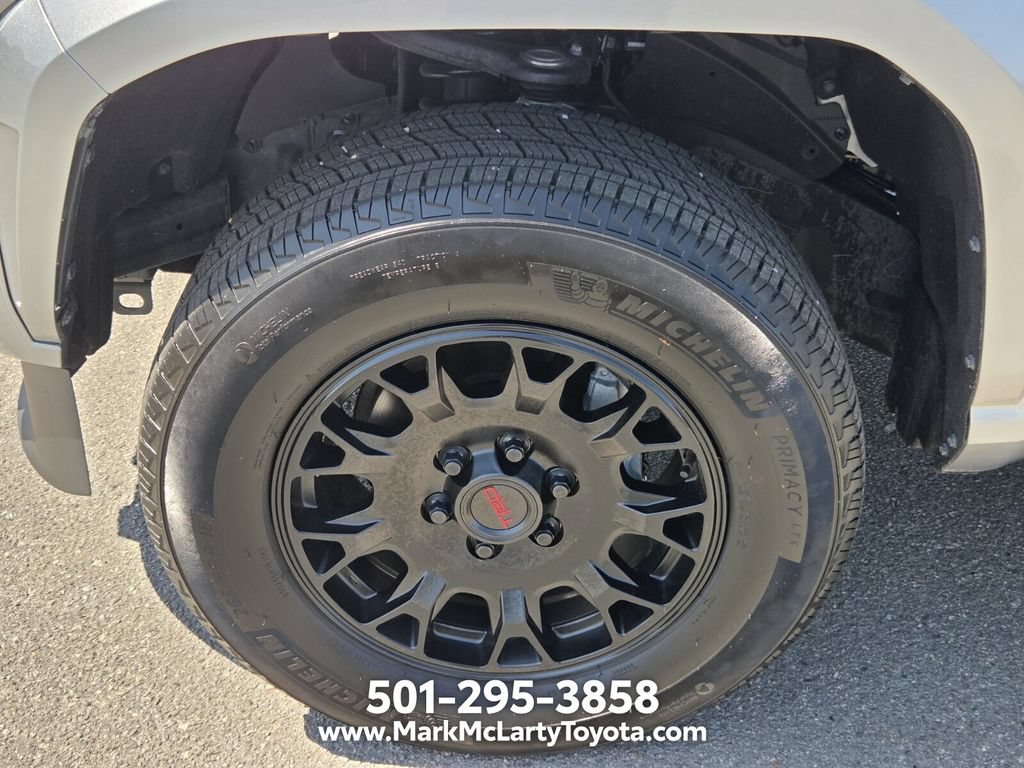 Used 2025 Toyota Tacoma SR5 RWD image 17