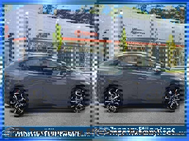 Used 2024 Toyota Prius Prime image 5