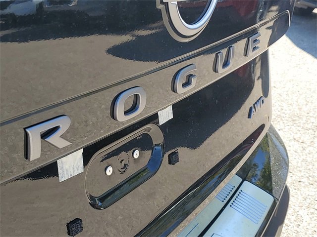 New 2026 Nissan Rogue SV image 32
