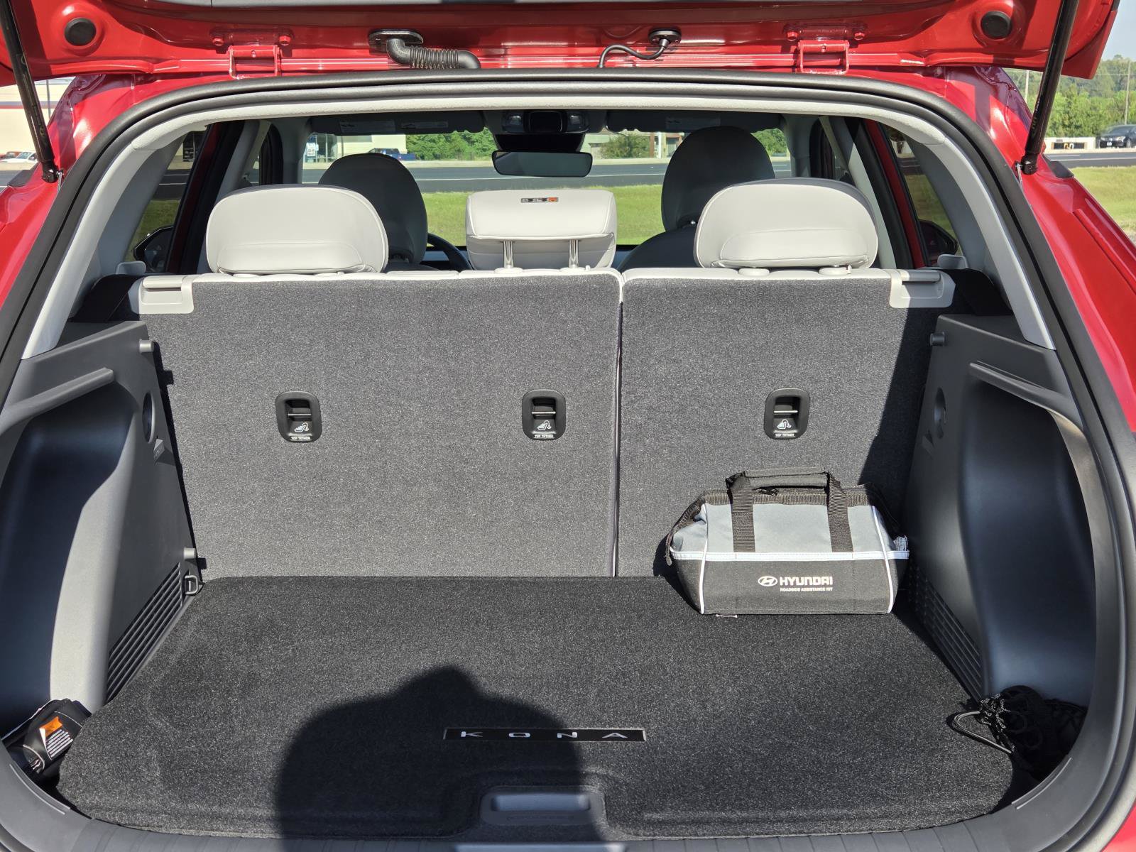Certified 2026 Hyundai Kona SEL Premium FWD image 8