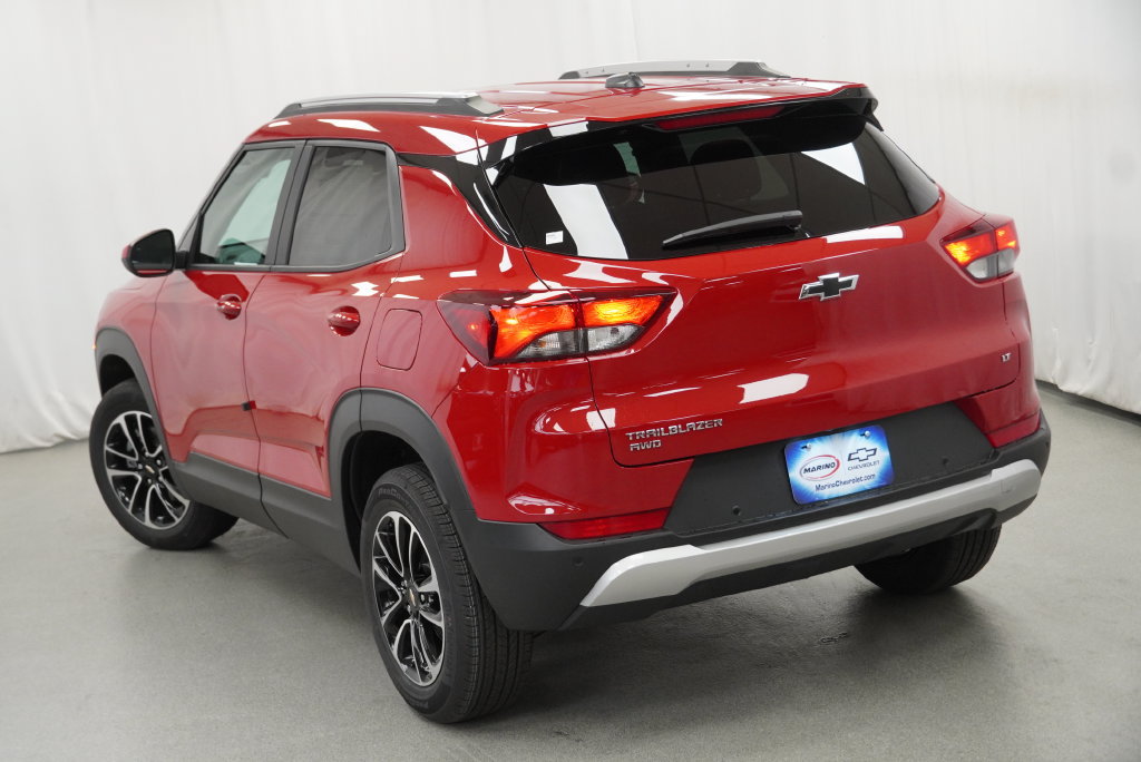 New 2026 Chevrolet TrailBlazer LT w/ Convenience Package AWD/4WD image 16