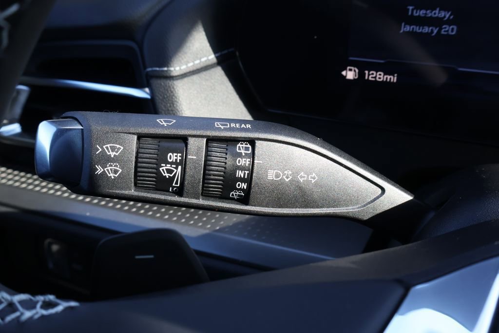 New 2026 Chevrolet Traverse LT w/ Midnight/Sport Edition FWD image 24