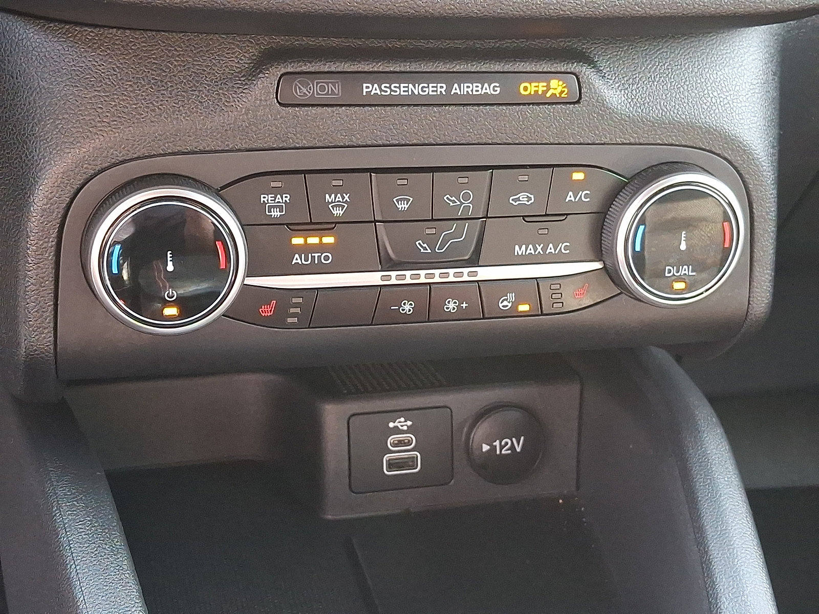 Used 2026 Ford Escape ST-Line Select image 16