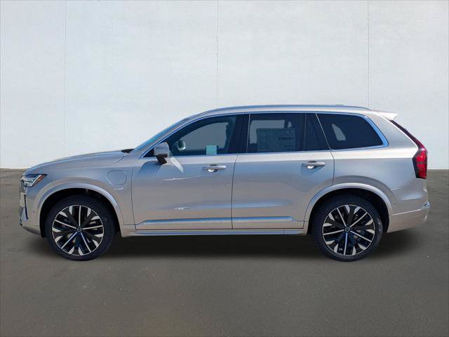 New 2026 Volvo XC90 T8 Plus w/ Protection Package Premier AWD/4WD image 3