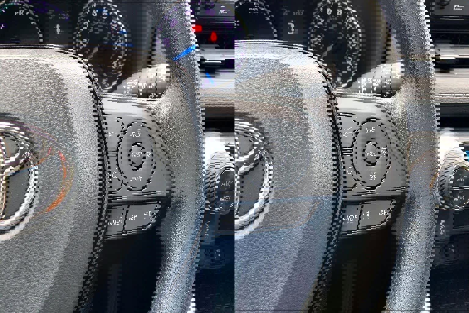 Used 2021 Toyota RAV4 XLE w/ Convenience Package AWD/4WD image 25