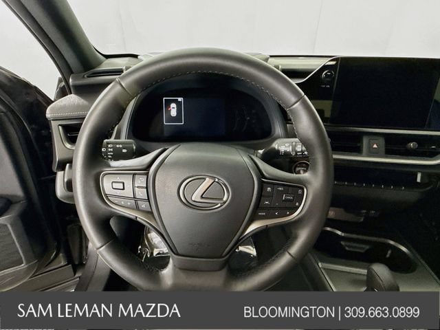 Used 2025 Lexus UX 300h FWD w/ Accessory Package (Z1) image 11