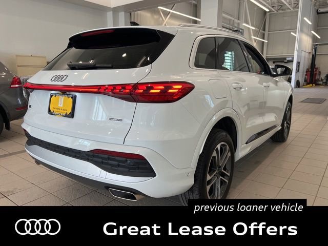 Used 2025 Audi Q5 Premium w/ Convenience Package AWD/4WD image 7