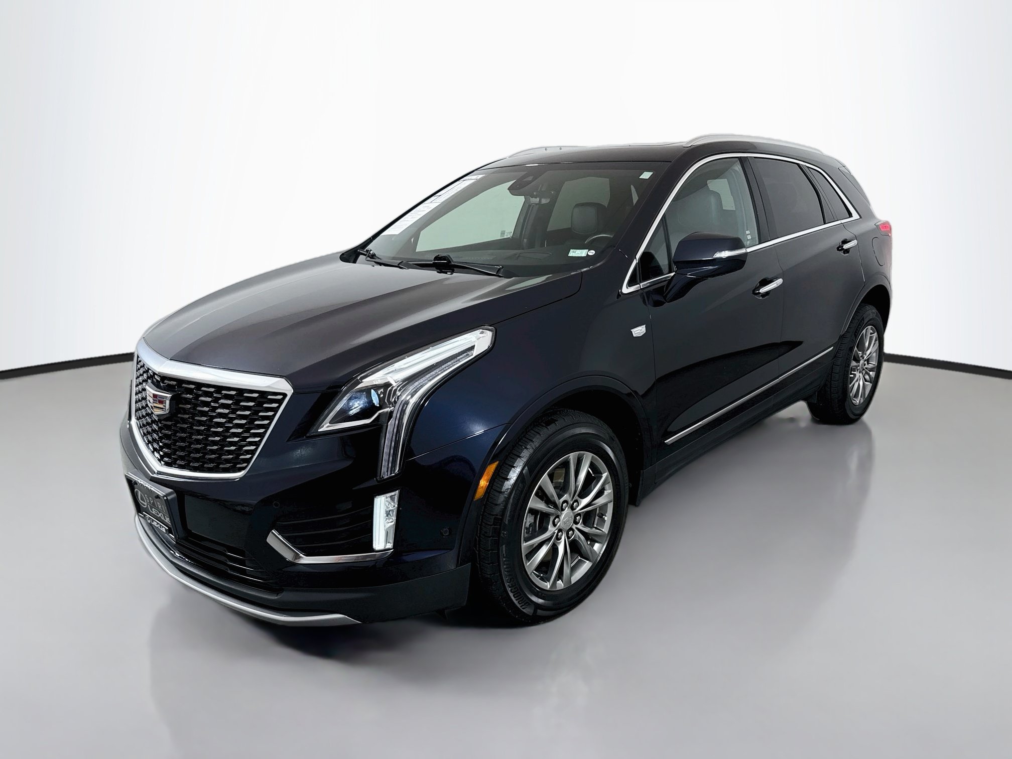 Used 2021 Cadillac XT5 Premium Luxury AWD/4WD image 3