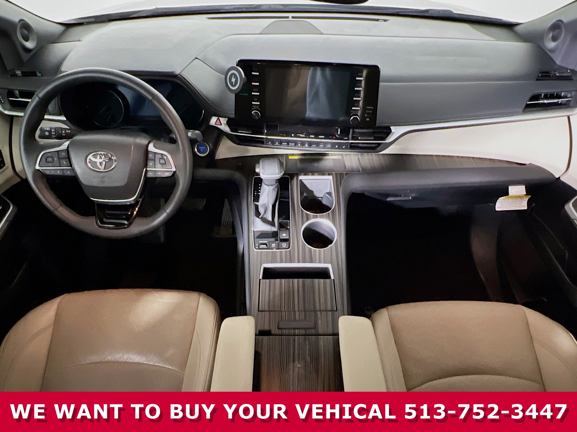 Used 2023 Toyota Sienna Limited image 19