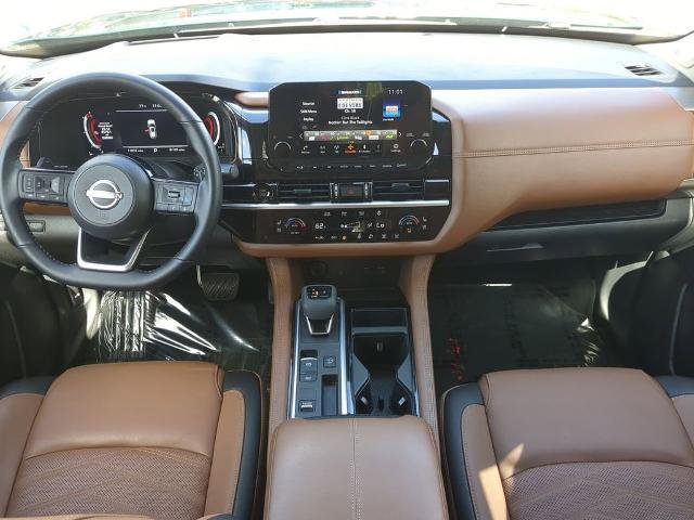 Certified 2025 Nissan Pathfinder Platinum w/ Lighting Package (N93) image 16