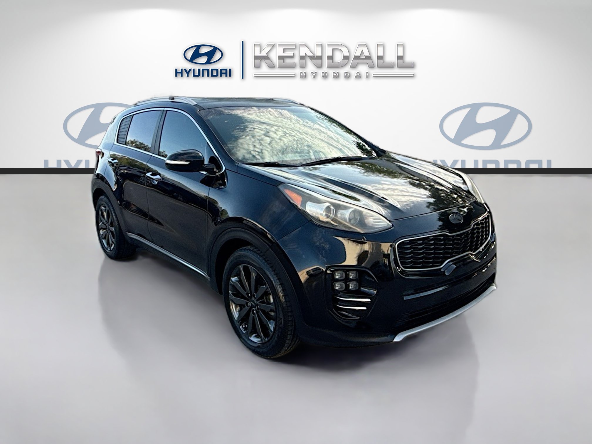 Used 2018 Kia Sportage EX w/ EX Sport Appearance Package FWD image 1