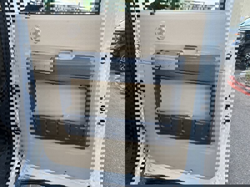 Used 2015 Ford F250 Lariat w/ Lariat Ultimate Package image 35