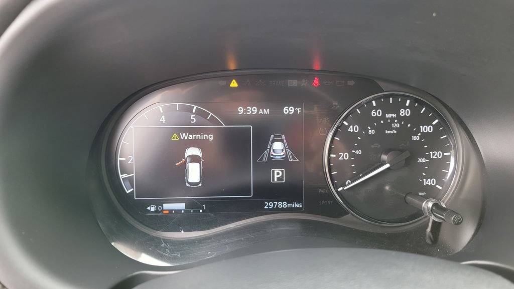 Used 2024 Nissan Kicks SV FWD image 19