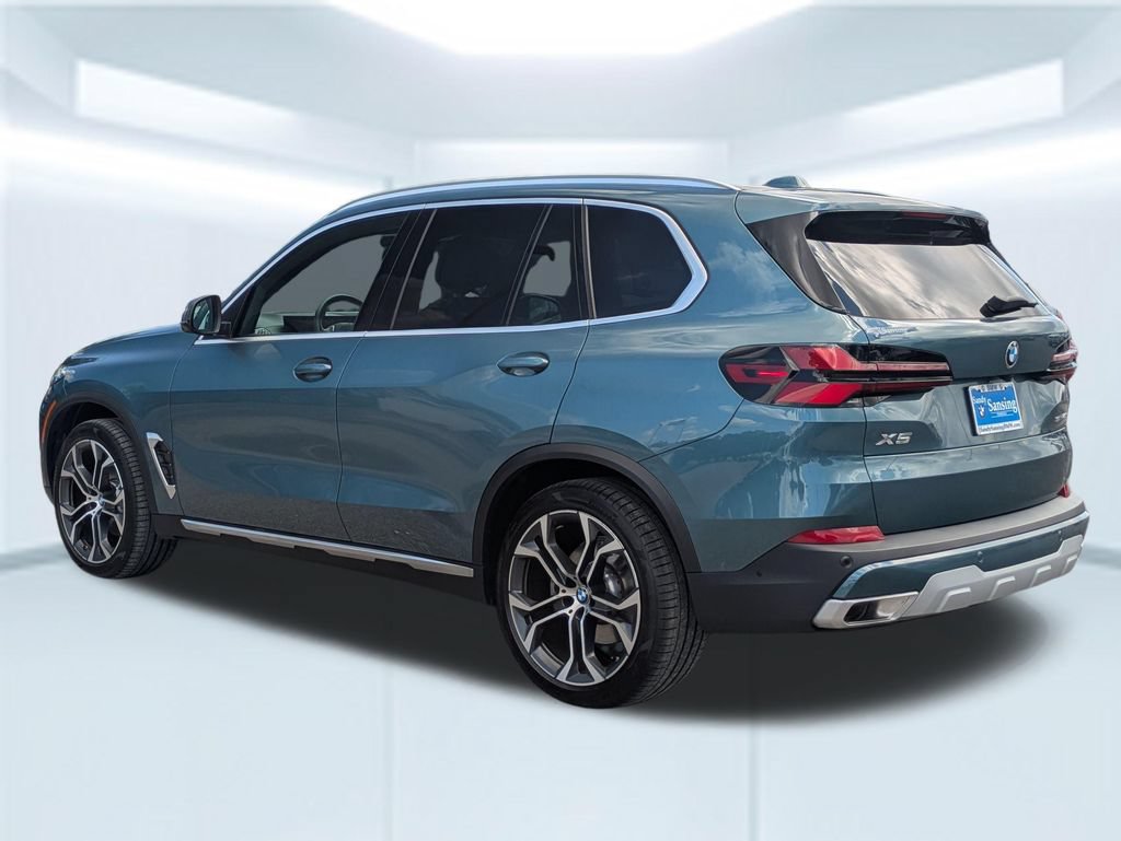 Used 2025 BMW X5 sDrive40i w/ Climate Comfort Package RWD image 3