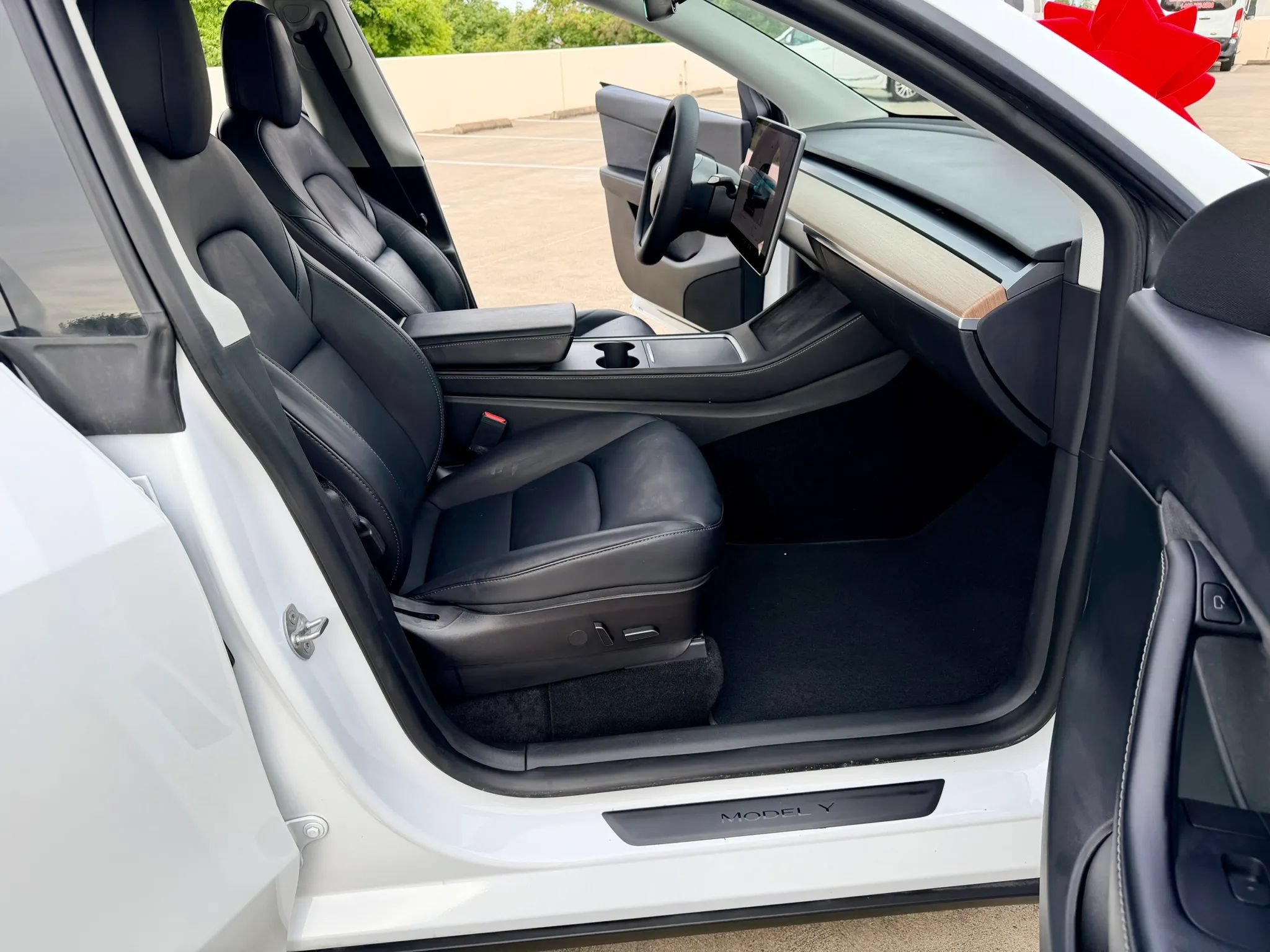 Used 2022 Tesla Model Y Performance AWD/4WD image 19