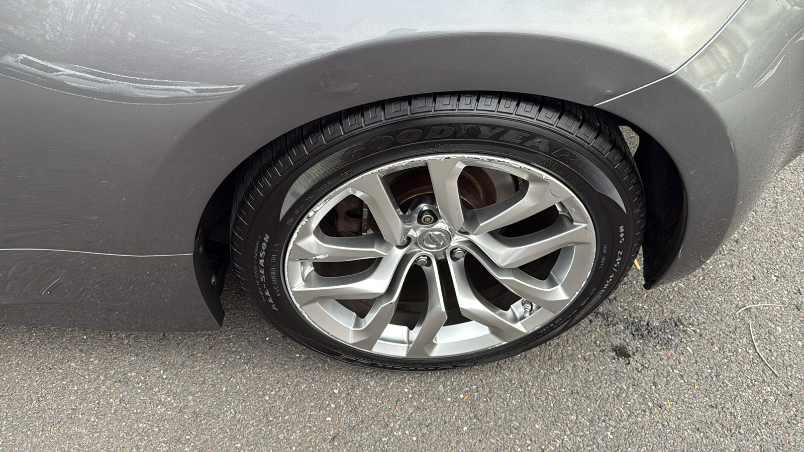 Used 2013 Nissan 370Z Coupe image 18