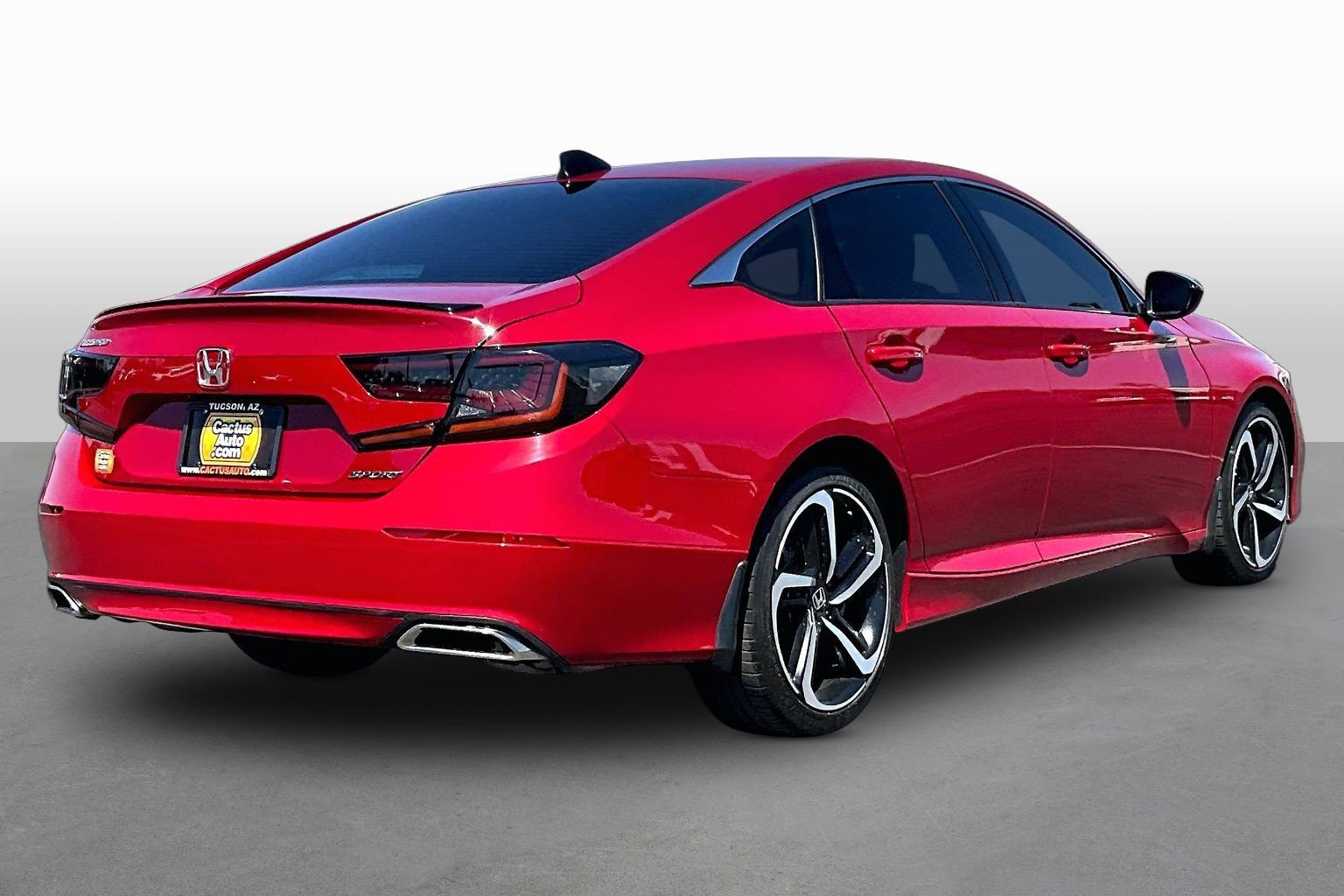Used 2021 Honda Accord Sport image 2