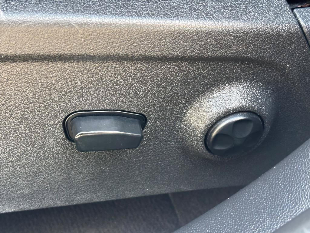 Used 2015 Dodge Journey Crossroad w/ Flexible Seating Group FWD image 15