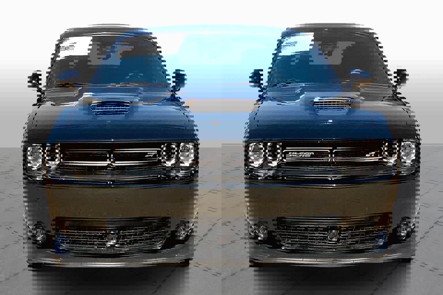 Used 2023 Dodge Challenger GT w/ Plus Package image 3