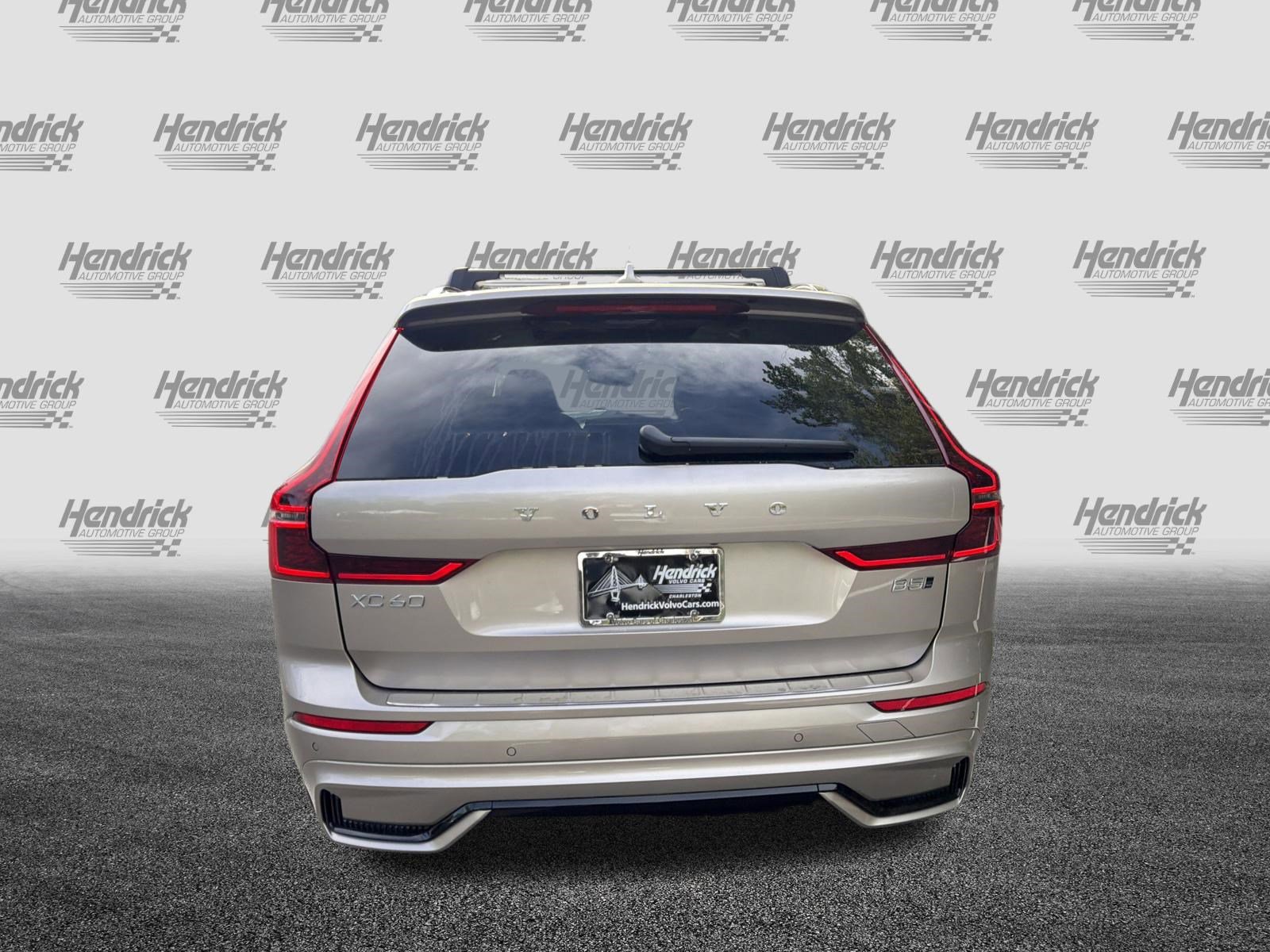 New 2026 Volvo XC60 B5 Ultra w/ Protection Package Premier image 5