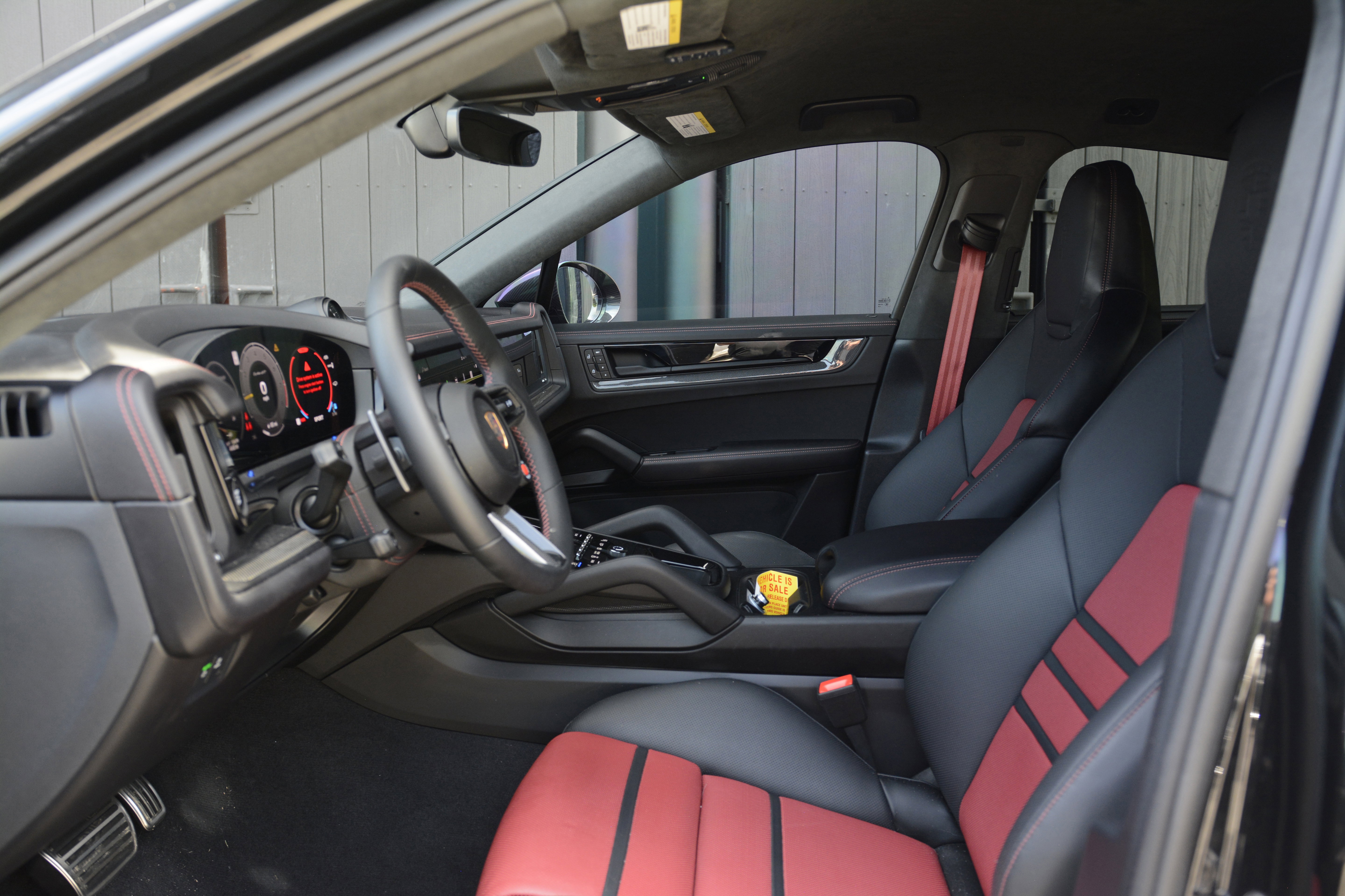 Certified 2024 Porsche Cayenne Turbo GT AWD/4WD image 15