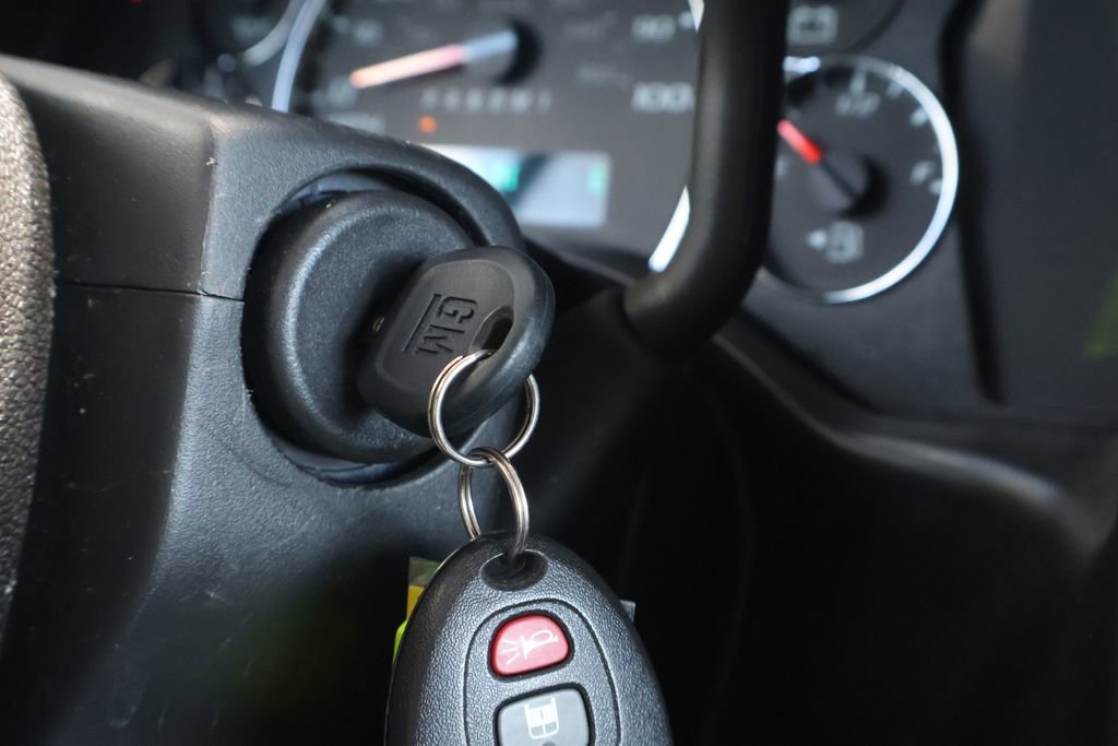 Used 2025 Chevrolet Express 2500 Extended w/ Driver Convenience Package image 34