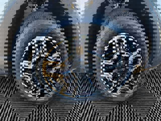 Used 2025 Hyundai Santa Cruz Limited image 27