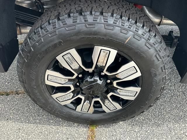 New 2026 GMC Sierra 2500 Denali w/ Denali Reserve Package AWD/4WD image 16