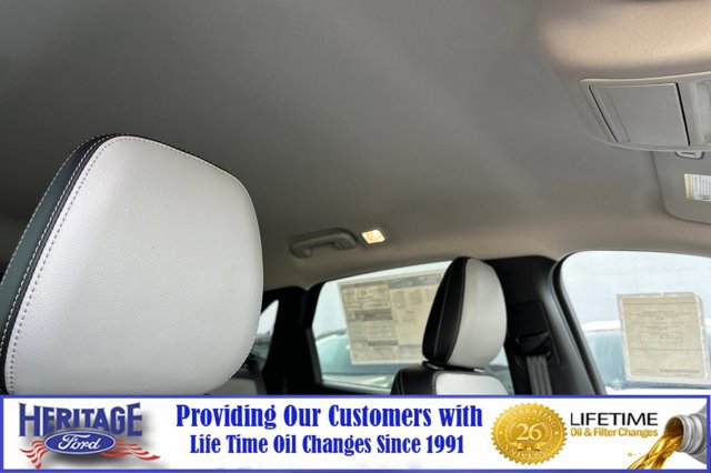 New 2025 Ford Escape SE w/ PHEV Premium Package image 14