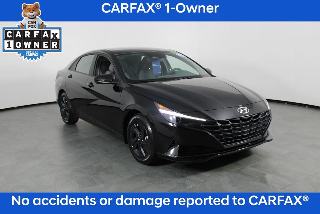 Certified 2023 Hyundai Elantra SEL image 5