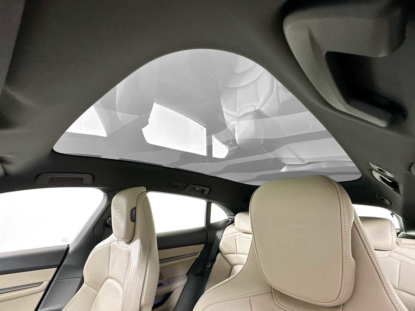 New 2025 Porsche Taycan 4S image 21