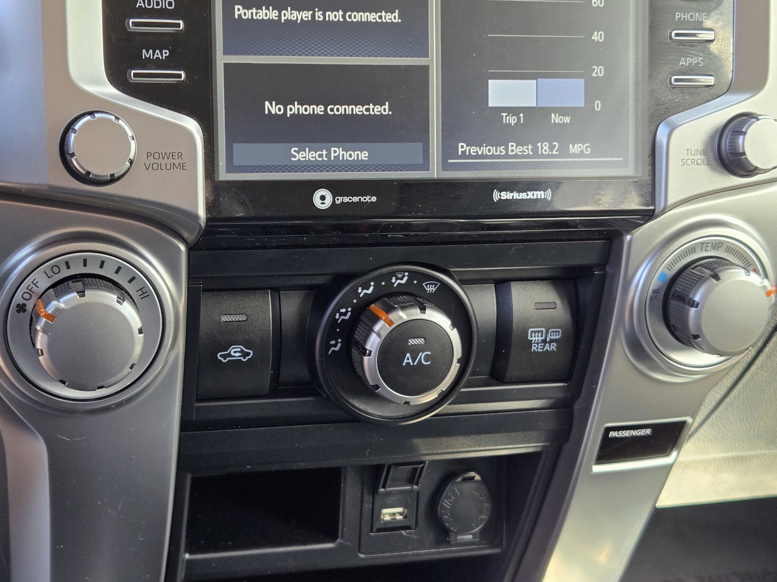 Used 2024 Toyota 4Runner SR5 RWD image 20