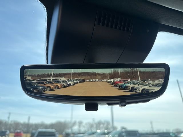 Used 2024 GMC Sierra 2500 AT4 w/ Technology Package image 35