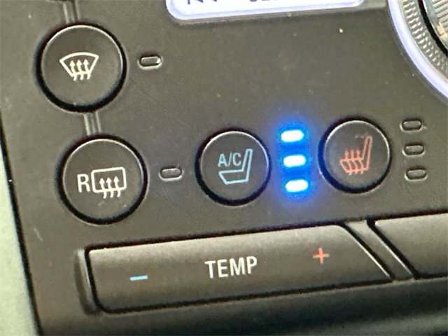 Used 2020 Ford Fusion Energi Titanium image 19